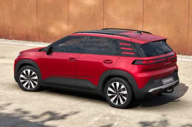 Volkswagen ID. Cross (2026) thumbnail 2