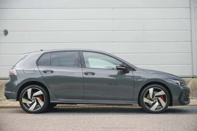 Volkswagen Golf (2026) thumbnail 3