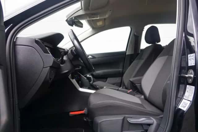 Volkswagen Taigo (2023) thumbnail 4