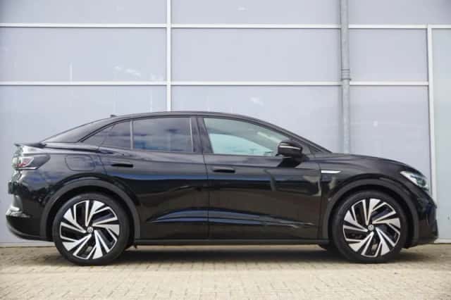 Volkswagen ID.5 (2022) thumbnail 3