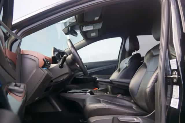 Volkswagen ID.5 (2022) thumbnail 4