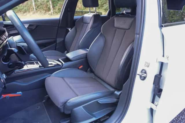 Audi A4 (2024) thumbnail 4