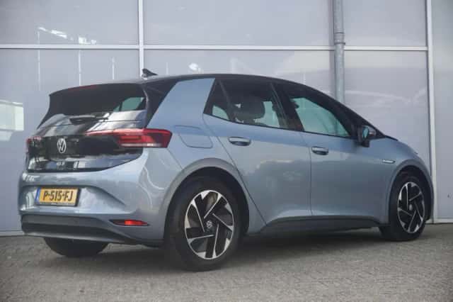 Volkswagen ID.3 (2022) thumbnail 2