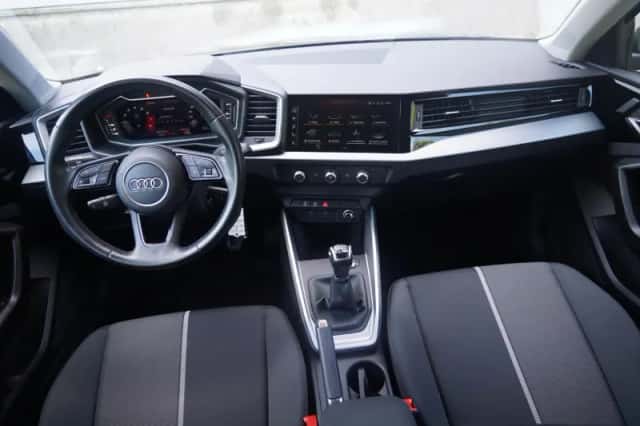 Audi A1 (2023) thumbnail 5