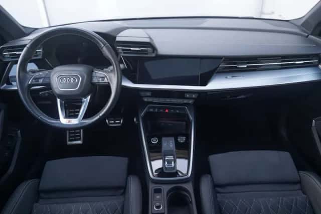 Audi A3 (2023) thumbnail 5