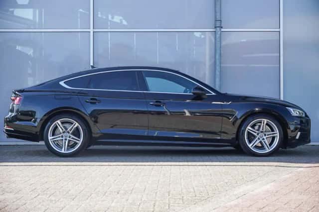 Audi A5 (2019) thumbnail 3