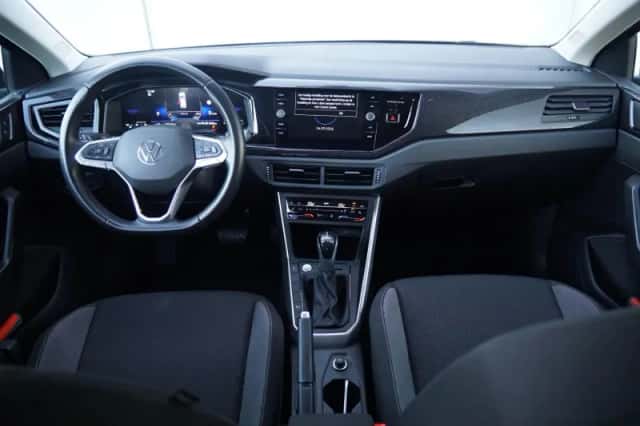 Volkswagen Polo (2024) thumbnail 5