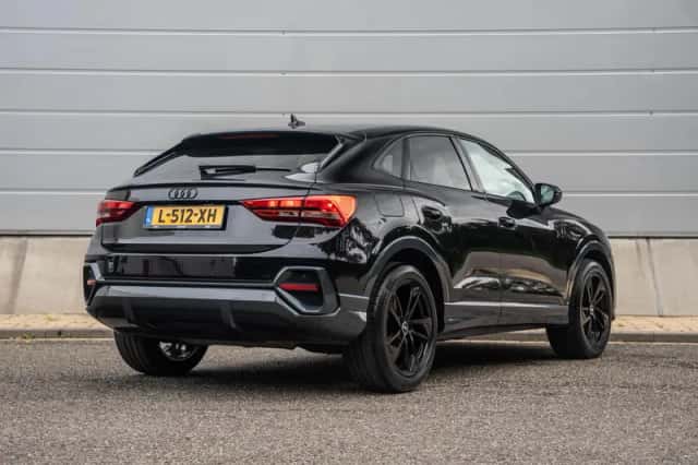 Audi Q3 Sportback (2021) thumbnail 2