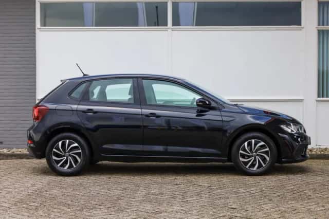 Volkswagen Polo (2022) thumbnail 3