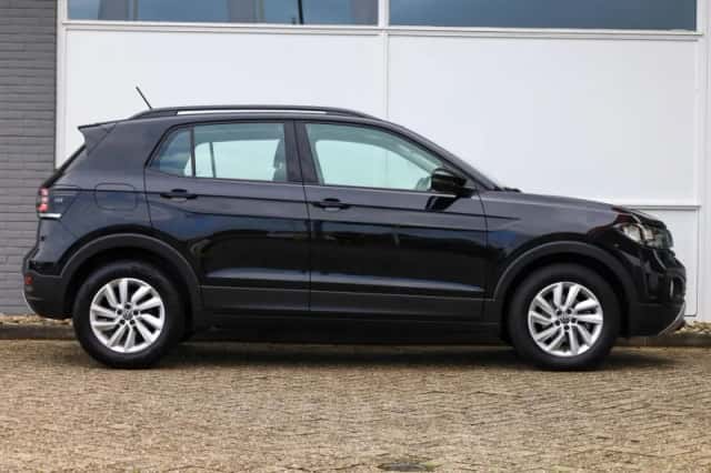 Volkswagen T-Cross (2021) thumbnail 3