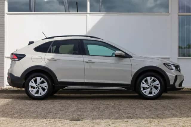Volkswagen Taigo (2022) thumbnail 3