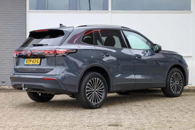 Volkswagen Tiguan (2026) thumbnail 2