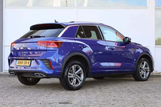 Volkswagen T-Roc (2025) thumbnail 2