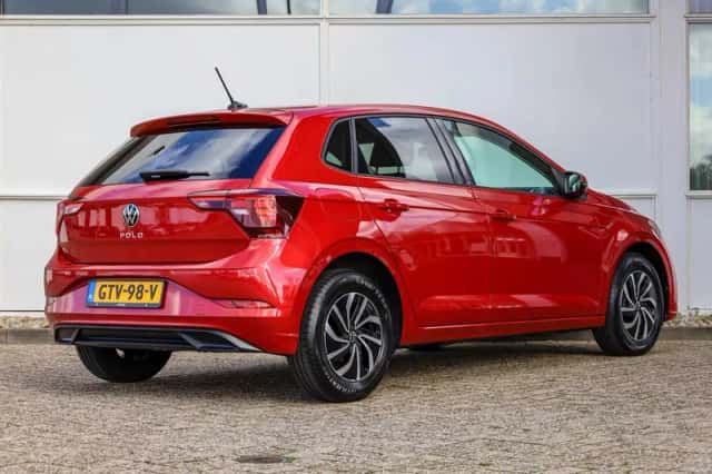 Volkswagen Polo (2024) thumbnail 2