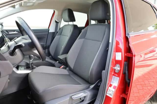 Volkswagen Polo (2024) thumbnail 4