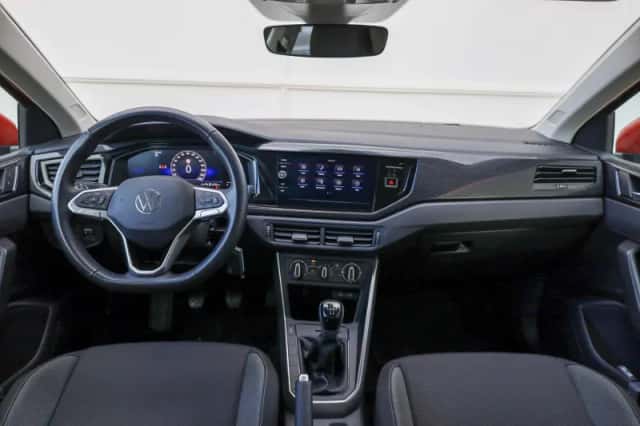 Volkswagen Polo (2024) thumbnail 5