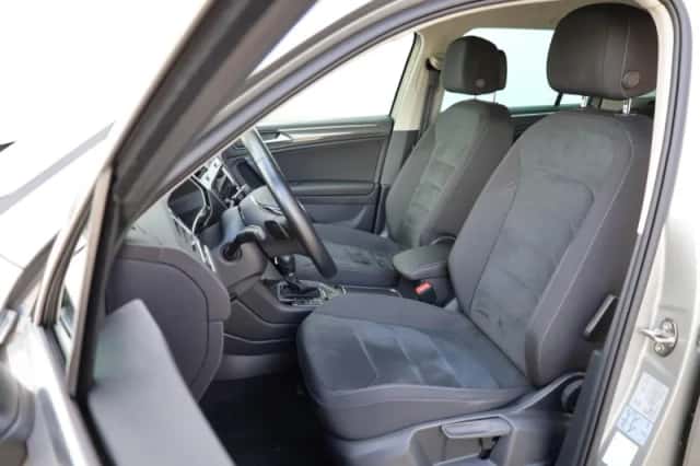 Volkswagen Tiguan (2018) thumbnail 4