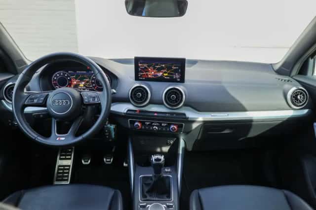 Audi Q2 (2021) thumbnail 5