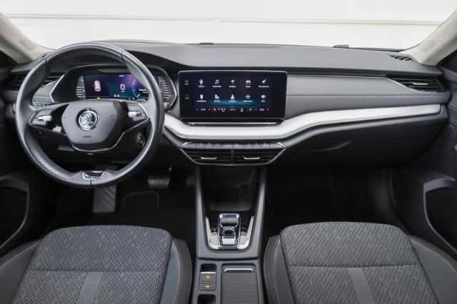 Škoda Octavia (2021) thumbnail 5