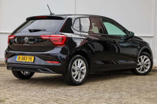 Volkswagen Polo (2022) thumbnail 2
