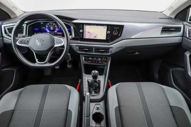 Volkswagen Polo (2022) thumbnail 5