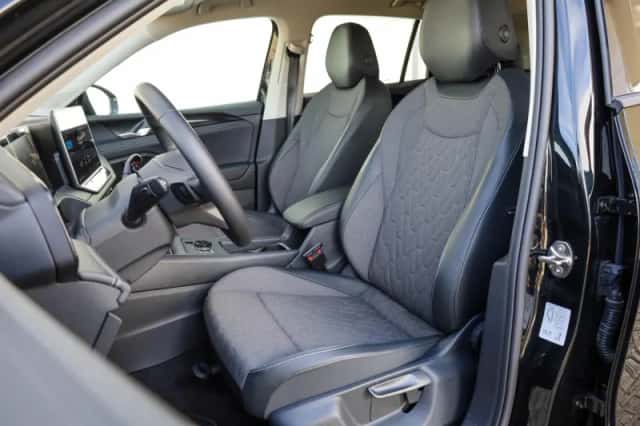 Volkswagen Tiguan (2026) thumbnail 4