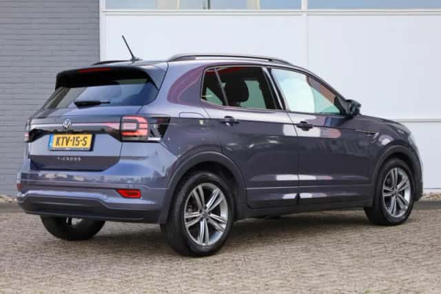 Volkswagen T-Cross (2023) thumbnail 2