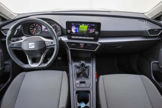 SEAT Leon Sportstourer (2024) thumbnail 5