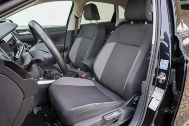 Volkswagen Taigo (2024) thumbnail 4