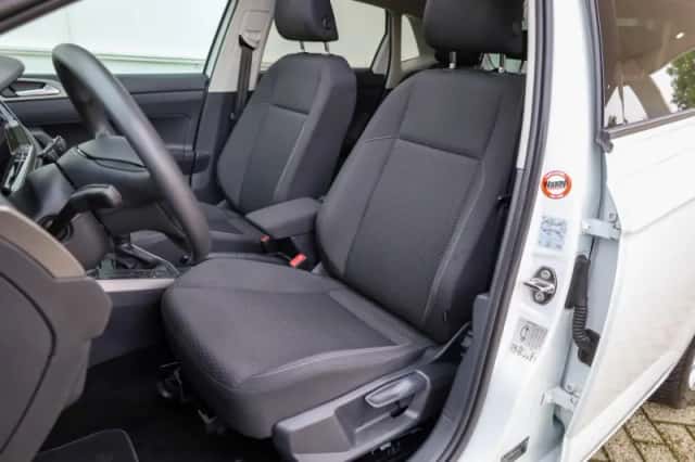 Volkswagen Polo (2018) thumbnail 4
