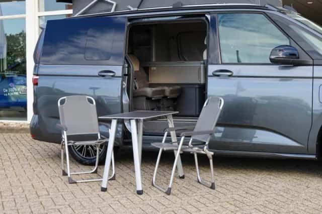 Volkswagen California (2025) thumbnail 3