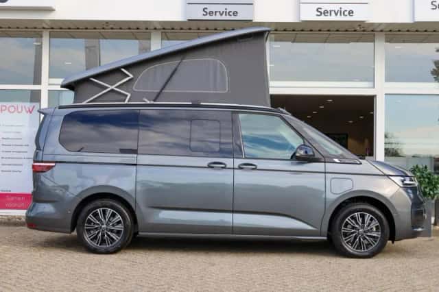 Volkswagen California (2025) thumbnail 4