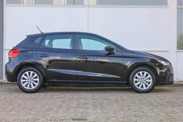 SEAT Ibiza (2023) thumbnail 3