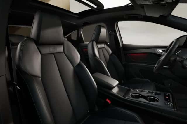 Audi Q4 e-tron (2026) thumbnail 4