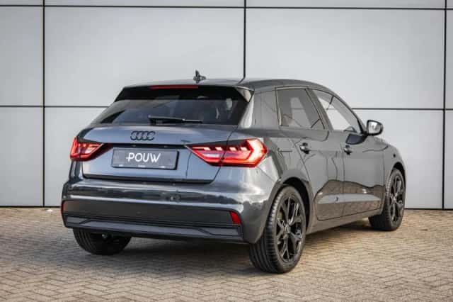 Audi A1 (2025) thumbnail 2