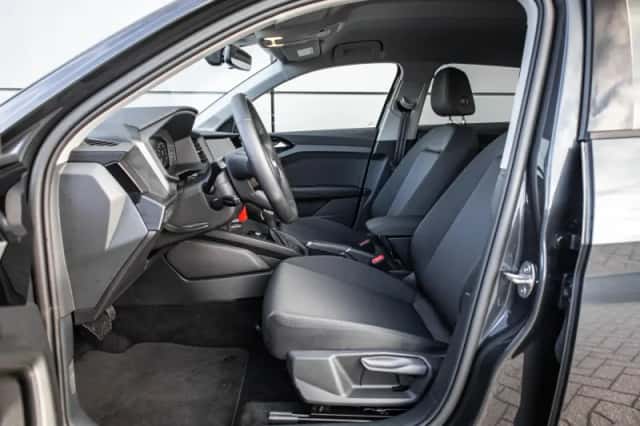 Audi A1 (2025) thumbnail 4