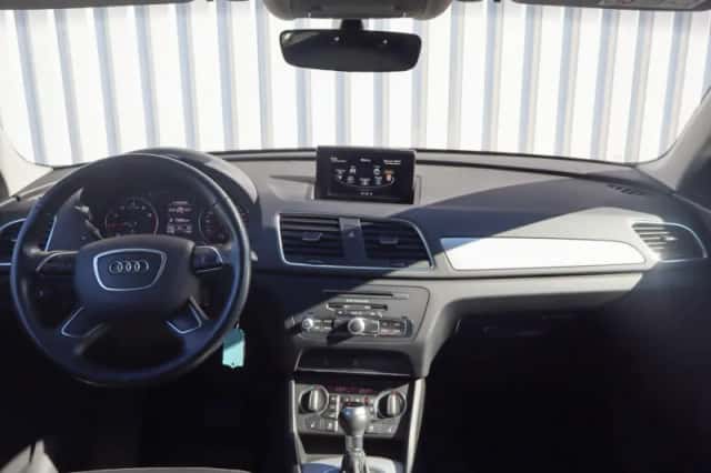 Audi Q3 (2018) thumbnail 5