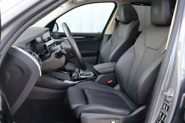 BMW X3 (2023) thumbnail 4