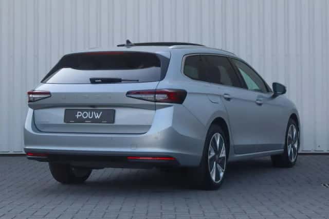 Škoda Superb (2025) thumbnail 2