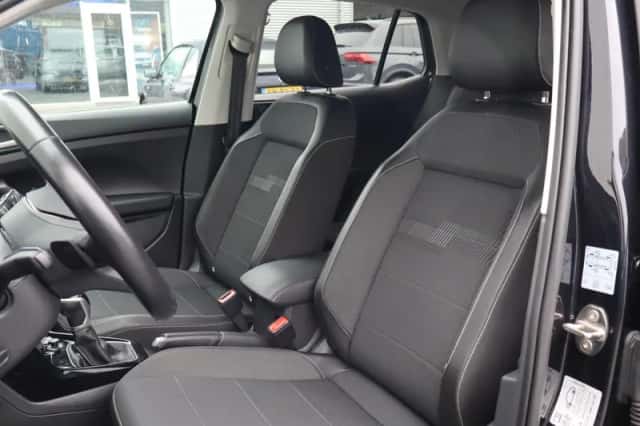 Volkswagen T-Cross (2022) thumbnail 4