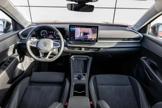 Volkswagen T-Roc (2026) thumbnail 5