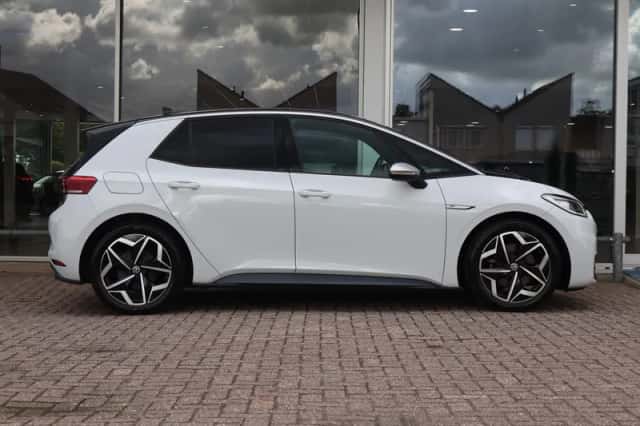 Volkswagen ID.3 (2020) thumbnail 3