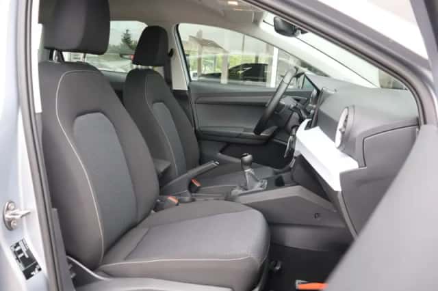 SEAT Ibiza (2024) thumbnail 4