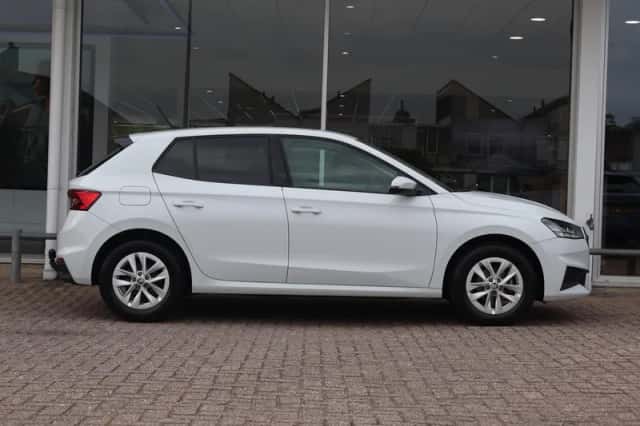 Škoda Fabia (2022) thumbnail 3