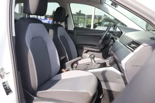 SEAT Arona (2020) thumbnail 4