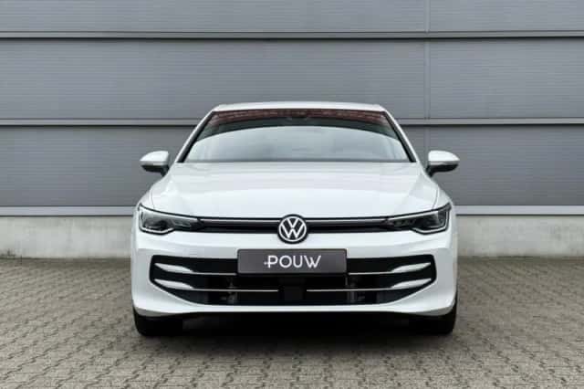 Volkswagen Golf (2025) thumbnail 6