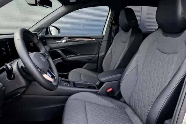 Volkswagen Tiguan (2026) thumbnail 4