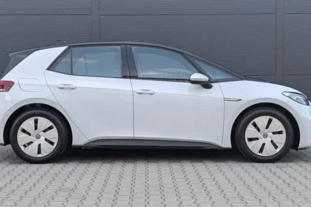 Volkswagen ID.3 (2021) thumbnail 3