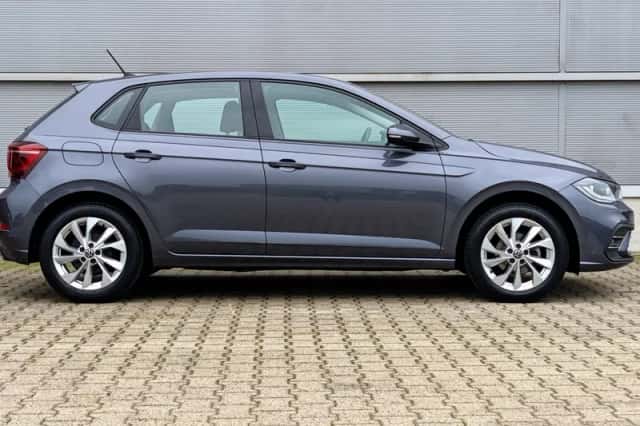 Volkswagen Polo (2022) thumbnail 3