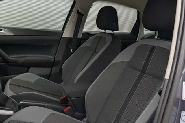 Volkswagen Polo (2022) thumbnail 4